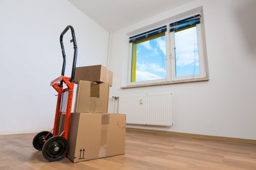 Organized home relocation process in Knightsbridge