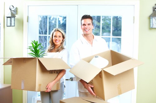 Customer access and moving logistics during a property removal