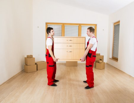 Commercial packing and unpacking support for a Knightsbridge office